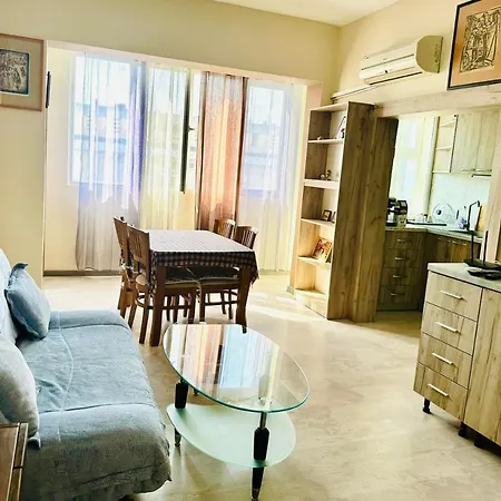 Dulo's 公寓 瓦爾納